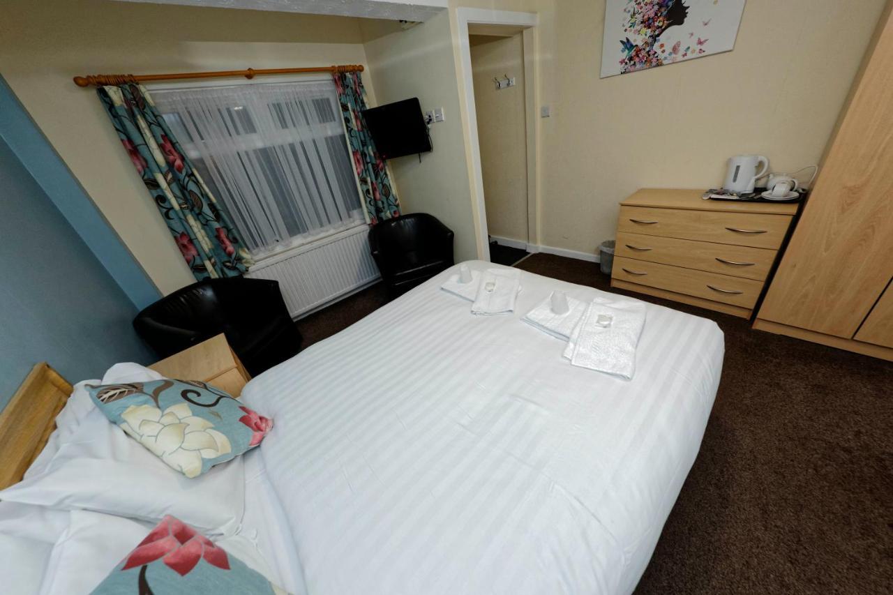Sand Bay Holiday Village - Adults Only Weston-super-Mare Eksteriør billede