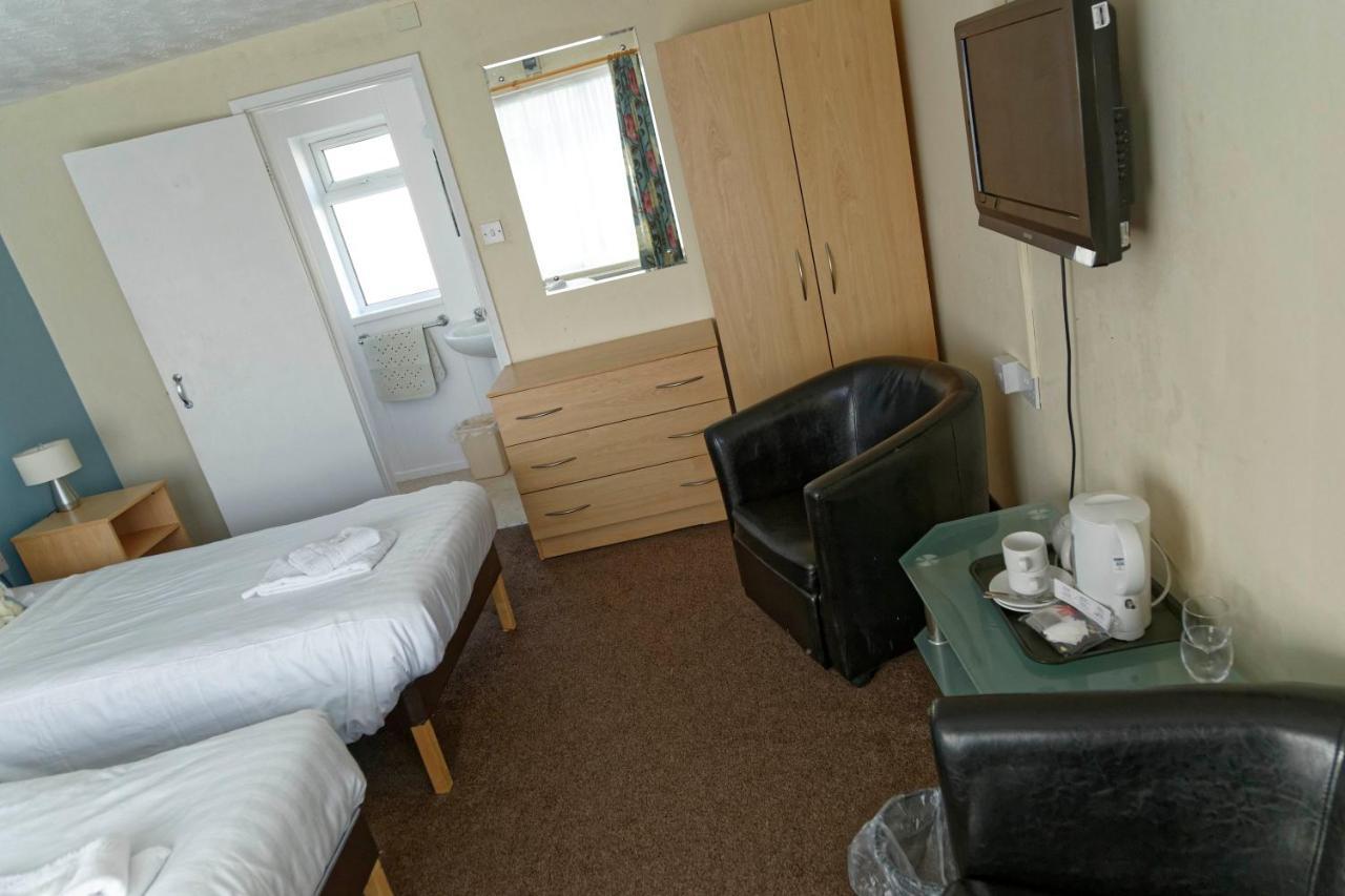 Sand Bay Holiday Village - Adults Only Weston-super-Mare Eksteriør billede