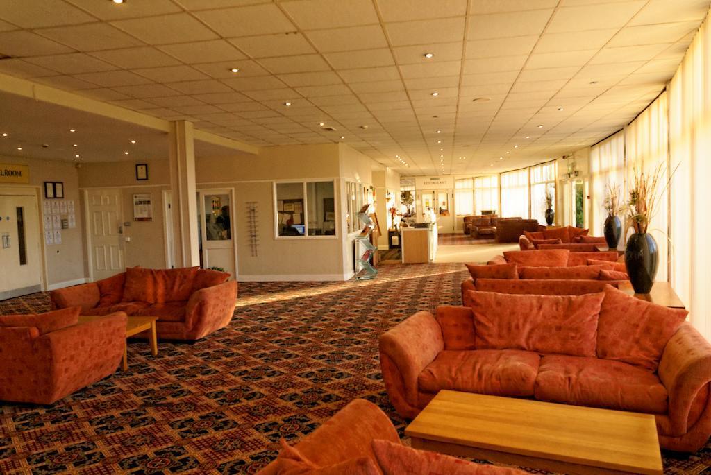 Sand Bay Holiday Village - Adults Only Weston-super-Mare Eksteriør billede