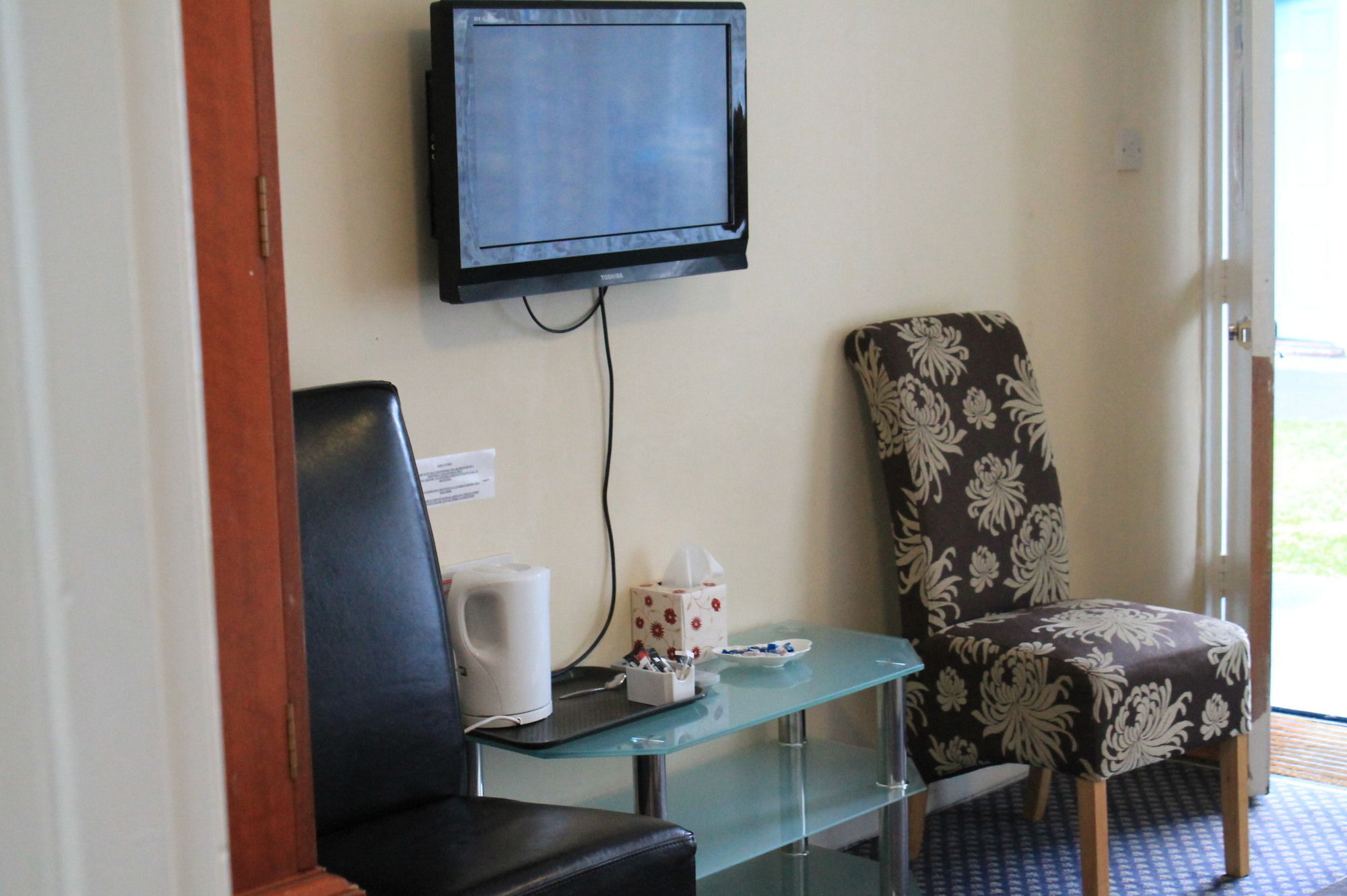 Sand Bay Holiday Village - Adults Only Weston-super-Mare Eksteriør billede